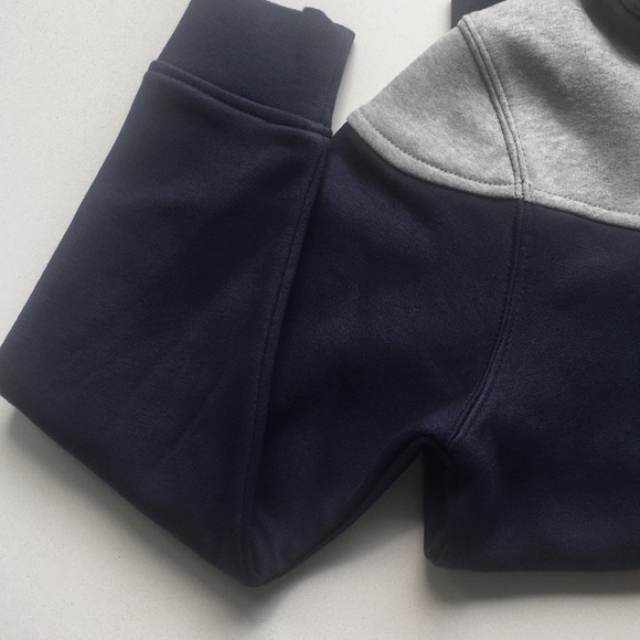 Fleece hoodie - Picture 2 of 8